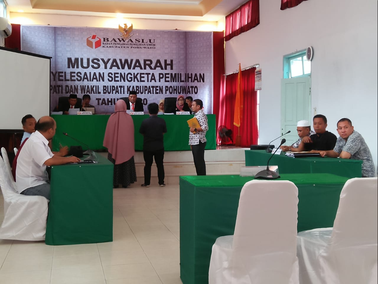 BAWASLU GORUT HADIRI SIDANG PENYELESAIAN SENGKETA