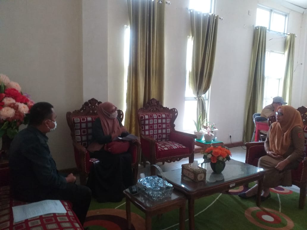 TINDAK LANJUTI SURAT EDARAN, BAWASLU GORUT BERTEMU KADIS DUKCAPIL