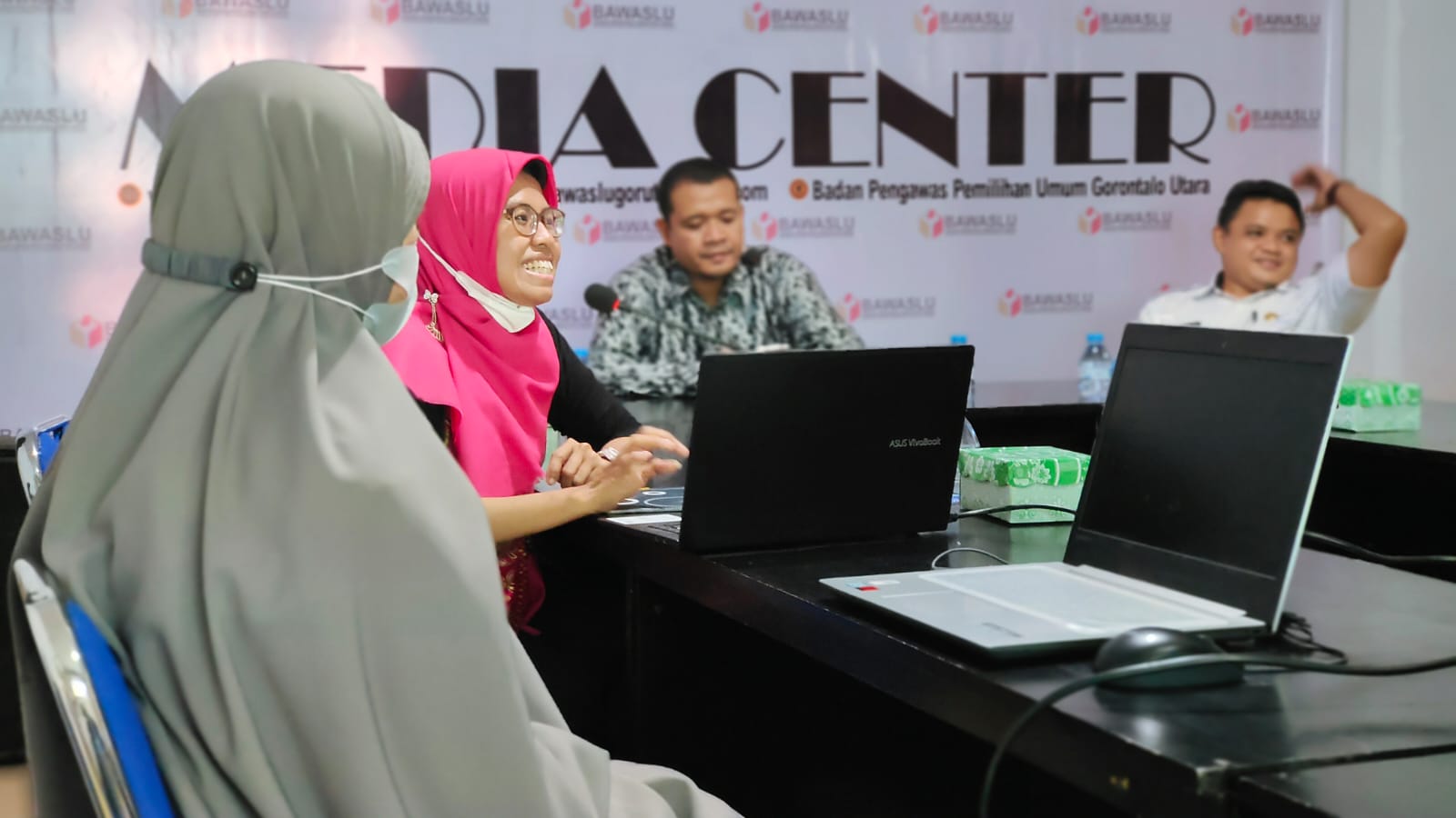 GELAR RAKOR, BAWASLU GORUT HADIRKAN PERWAKILAN KANTOR BAHASA PROVINSI GORONTALO