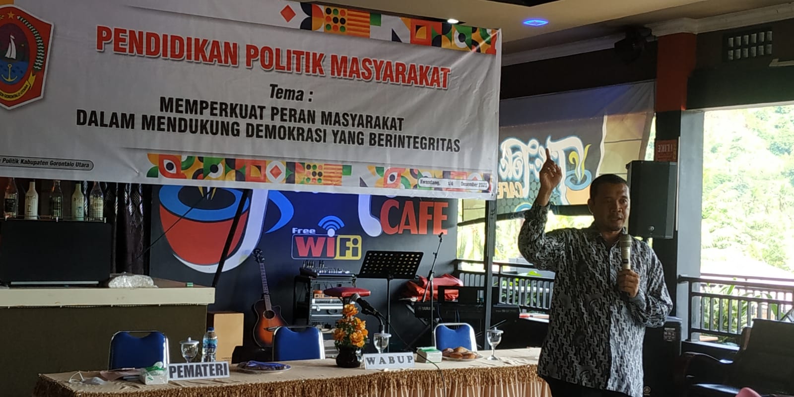 LIUS AHMAD SAMPAIKAN HAL PENTING SAAT JADI PEMATERI DI ACARA PENDIDIKAN POLITIK