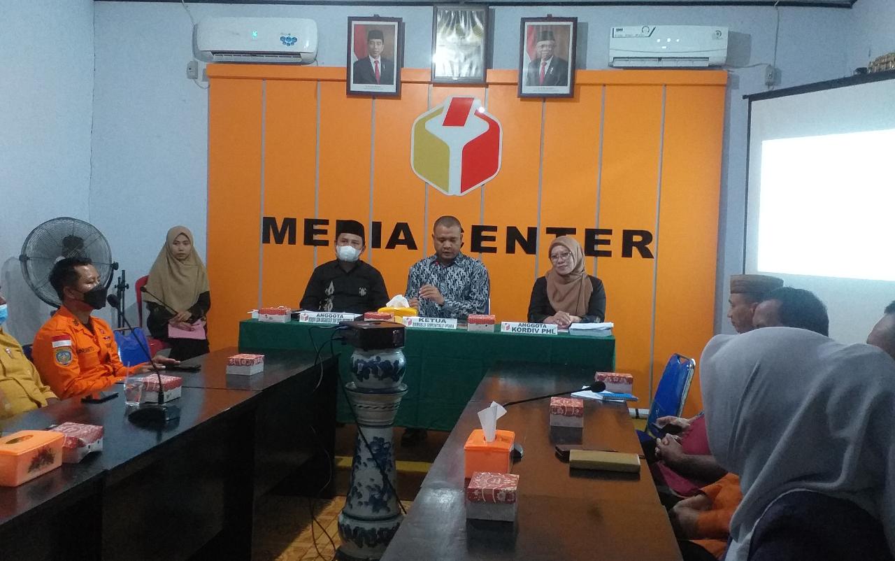 BAWASLU GORUT GELAR SOSIALISASI NETRALITAS ASN TNI DAN POLRI