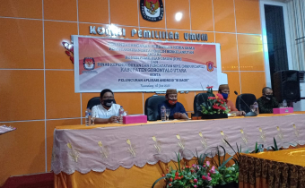 KETUA BAWASLU GORUT HADIRI KEGIATAN PENANDATANGAN MOU