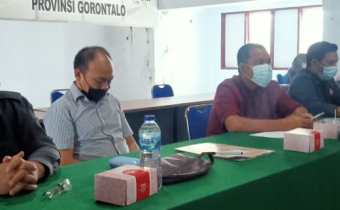 HADIRI RAKOR, LIUS PAPARKAN BARANG DUGAAN PELANGGARAN YANG SUDAH DIKEMBALIKAN