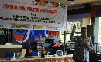 LIUS AHMAD SAMPAIKAN HAL PENTING SAAT JADI PEMATERI DI ACARA PENDIDIKAN POLITIK