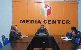 BAWASLU GORUT BUKA MEJA LAYANAN PEMANTAU PEMILU 2024